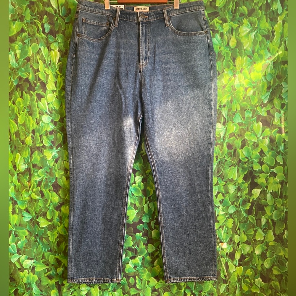 Kirkland Signature - New Medium Wash Blue Denim(curvy size)